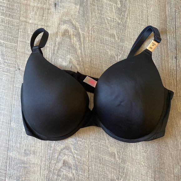 PINK Victoria’s Secret Bra - Picture 1 of 3